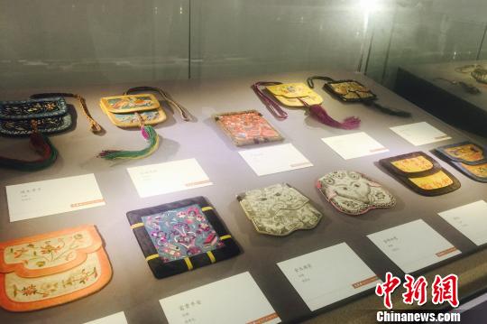 《中国民间佩饰（刺绣类）精品文物展》贵阳开展